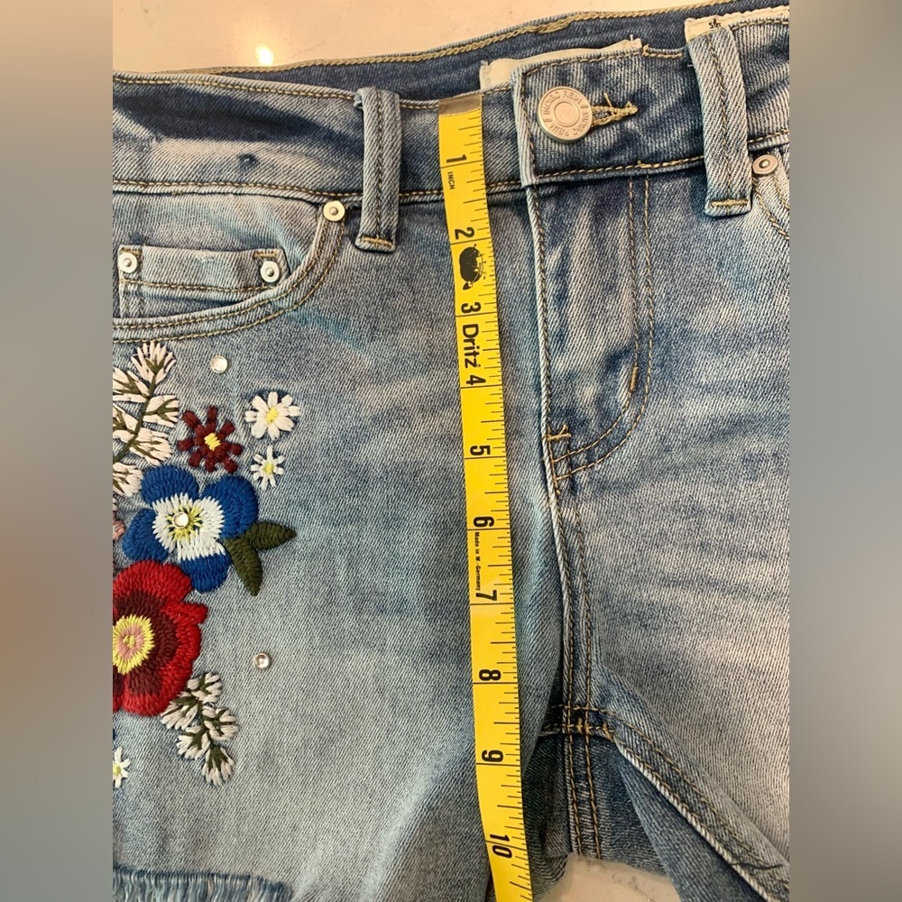 Embroidered Light Blue Denim Shorts - Picture 5 of 8